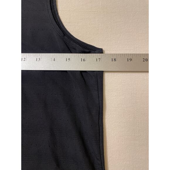 Oakley‎ Womens Size Large Performance Fit Tank Top Active Outdoors Gym - Picture 4 of 7